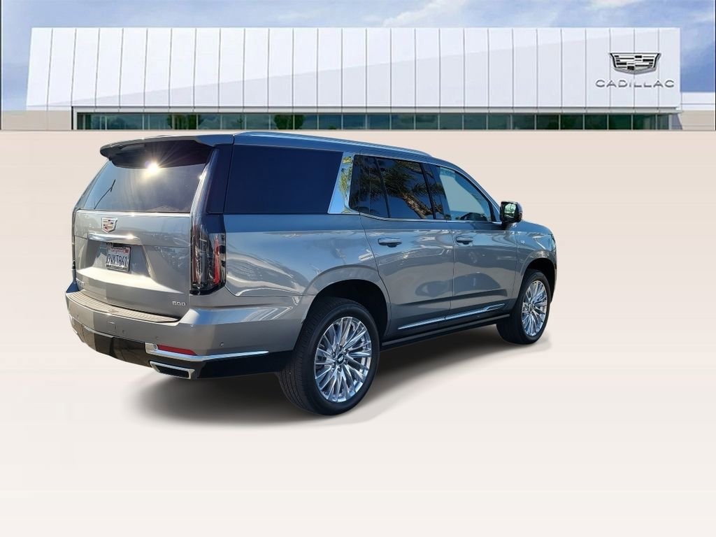 2026 CADILLAC Escalade Luxury photo 3