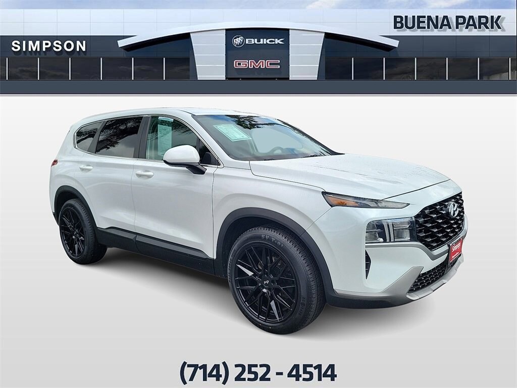 2022 Hyundai Santa Fe SE photo 2