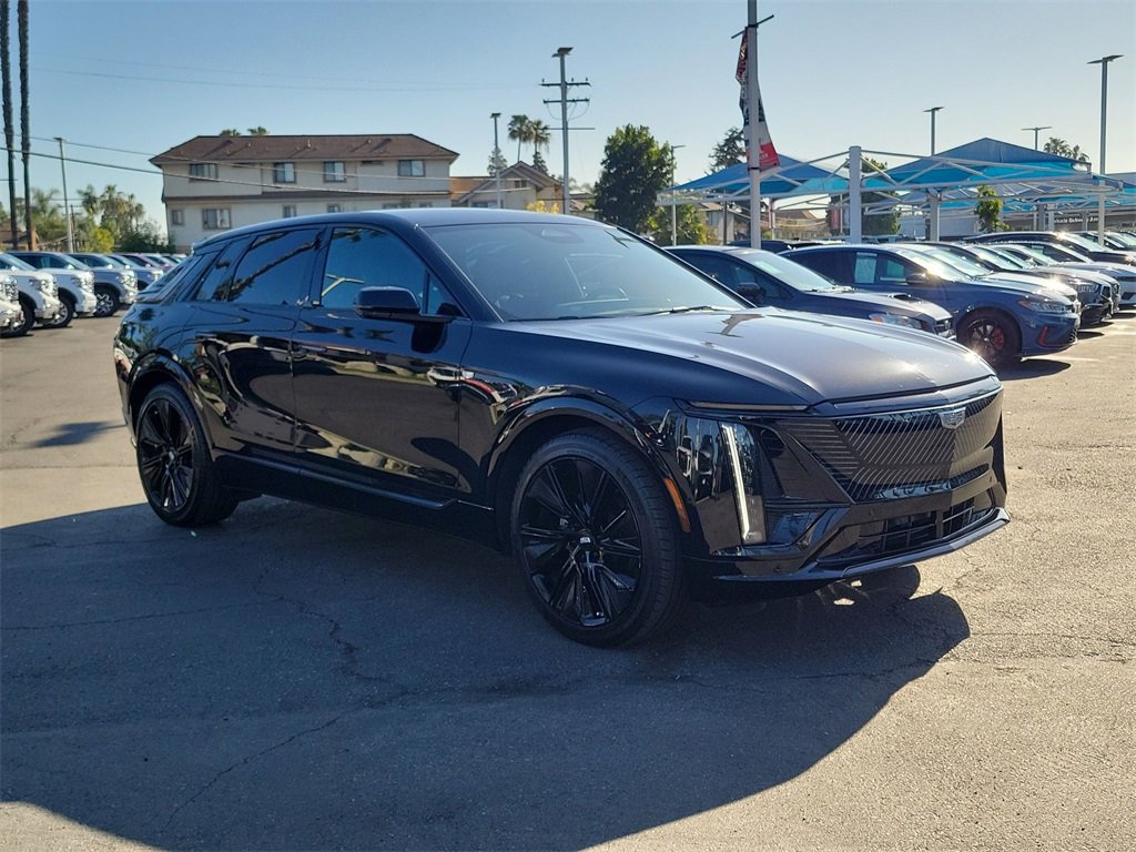 Certified 2023 Cadillac LYRIQ Luxury with VIN 1GYKPMRK8PZ000585 for sale in Buena Park, CA