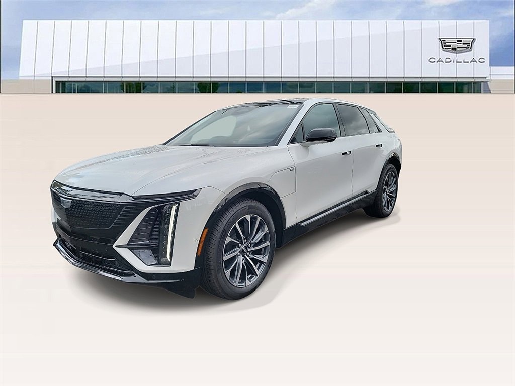 2025 Cadillac Lyriq Sport photo 4
