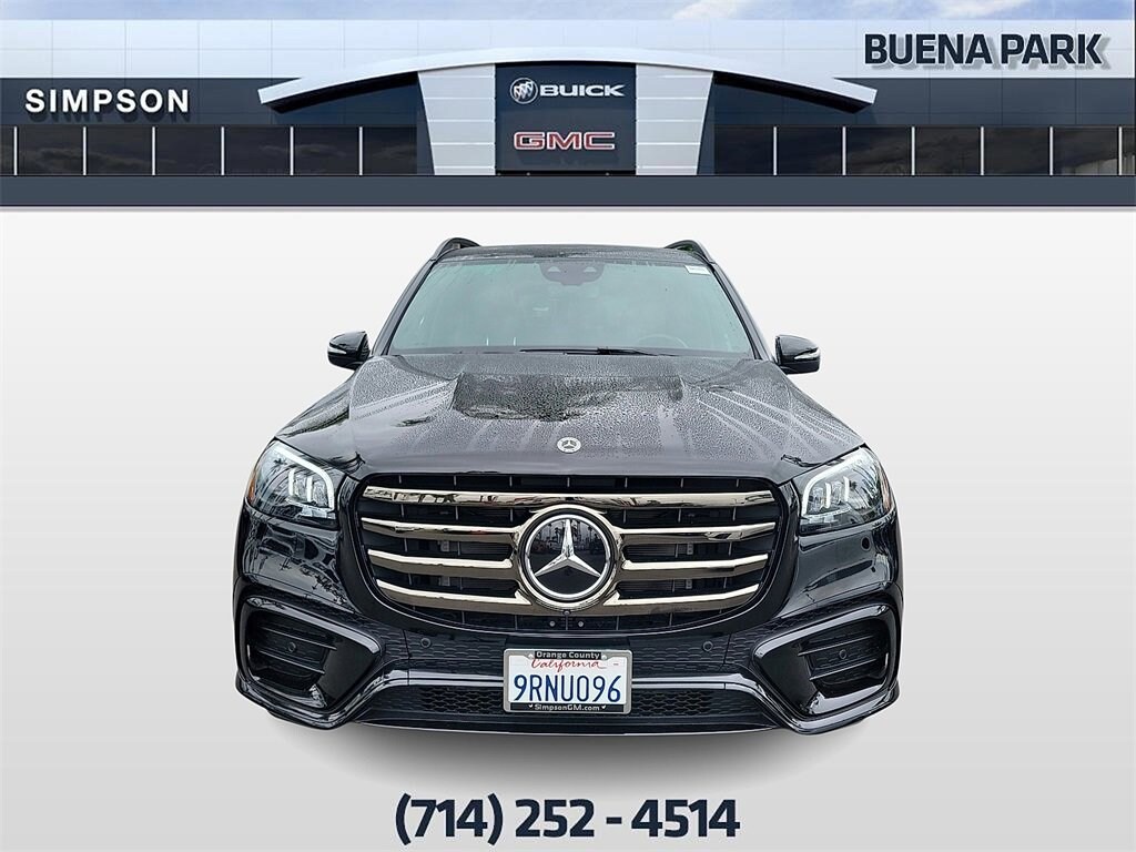 2025 Mercedes Benz GLS 450 4MATIC photo 3