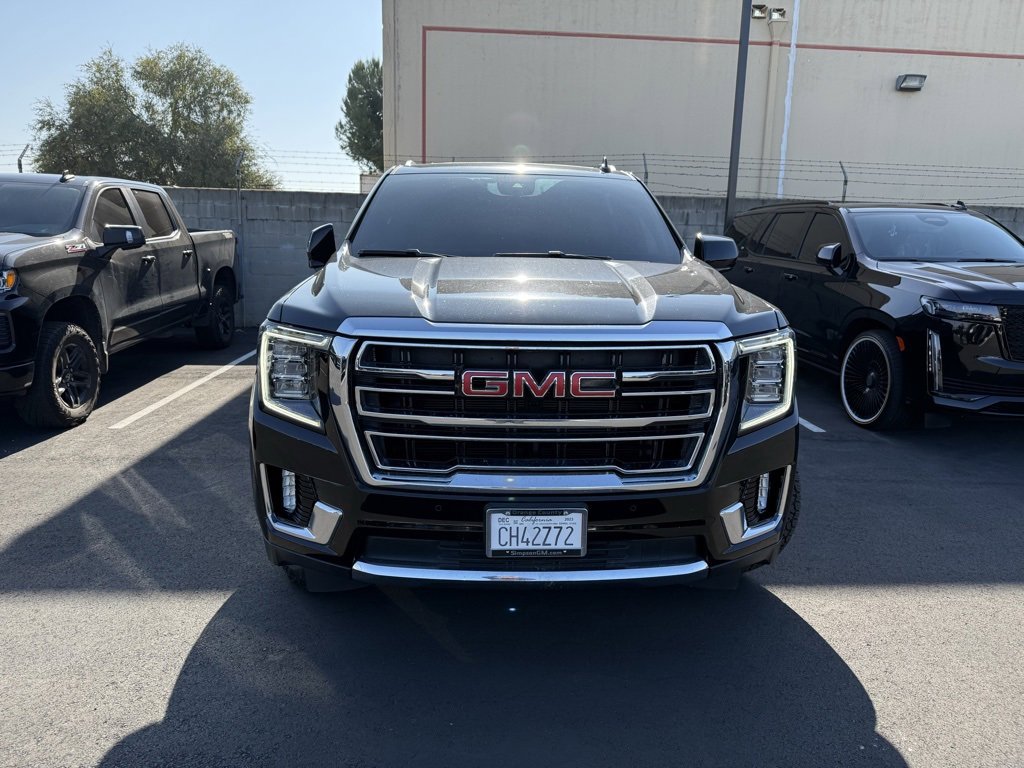 2023 Gmc Yukon XL SLT photo 2