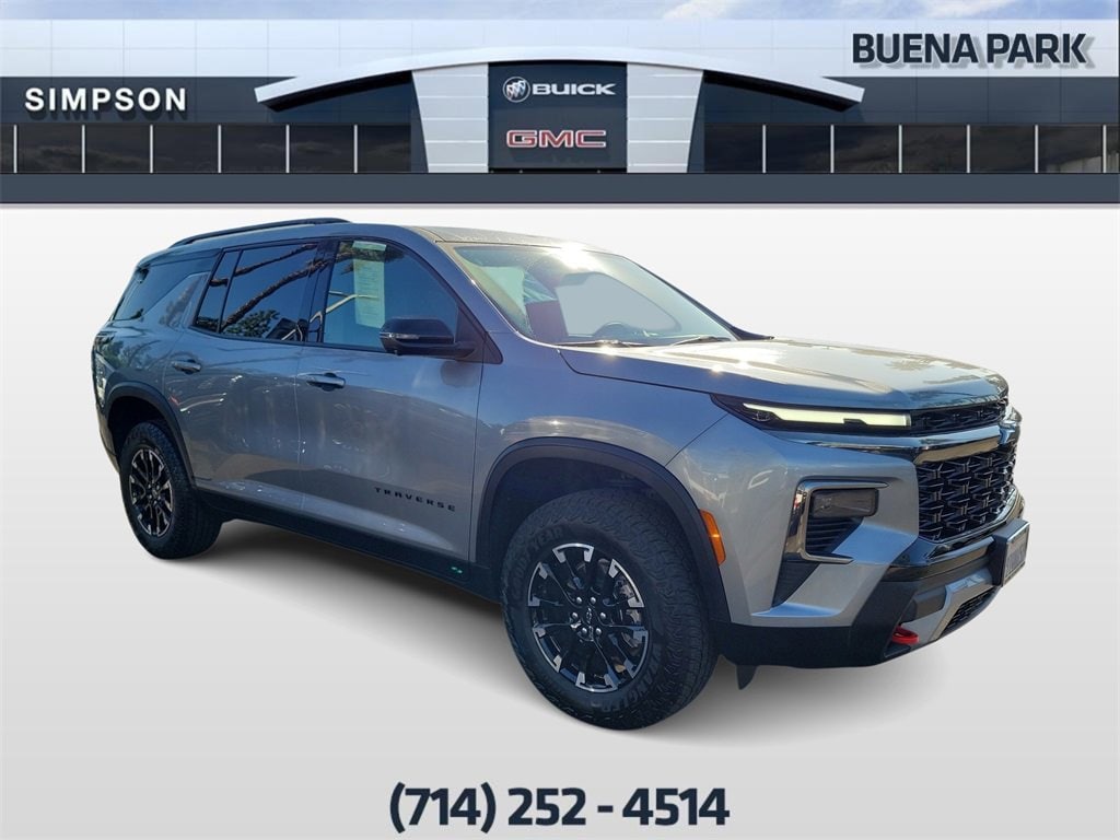 Certified 2025 Chevrolet Traverse Z71 SUV