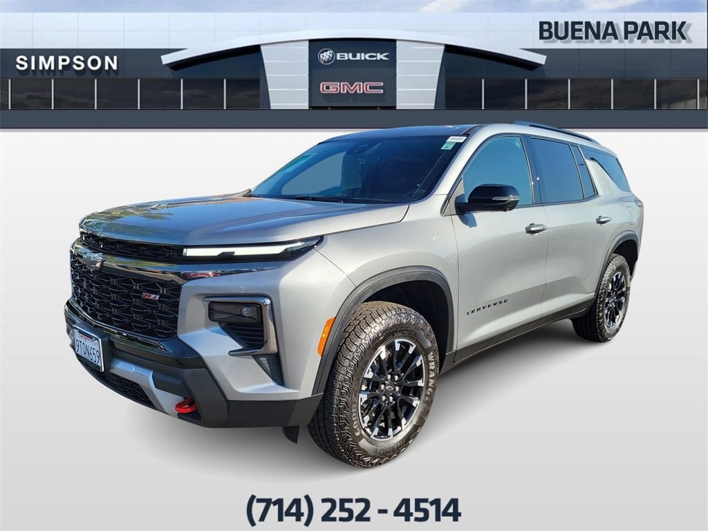 Certified 2025 Chevrolet Traverse Z71 SUV