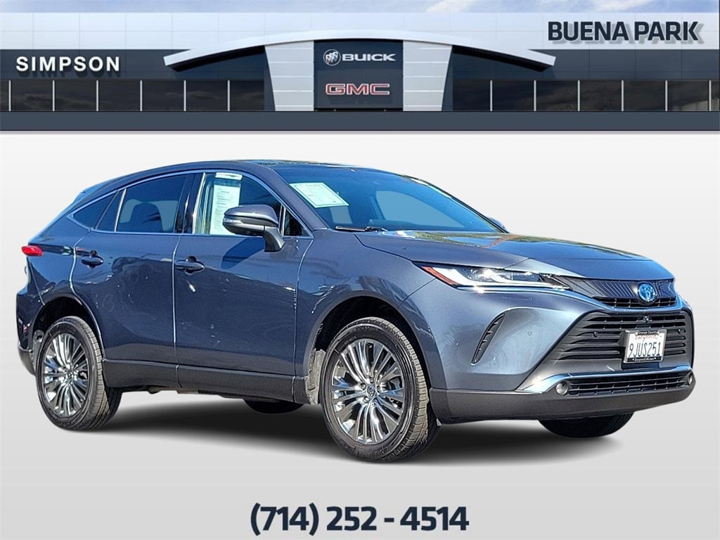 Used 2023 Toyota Venza LE