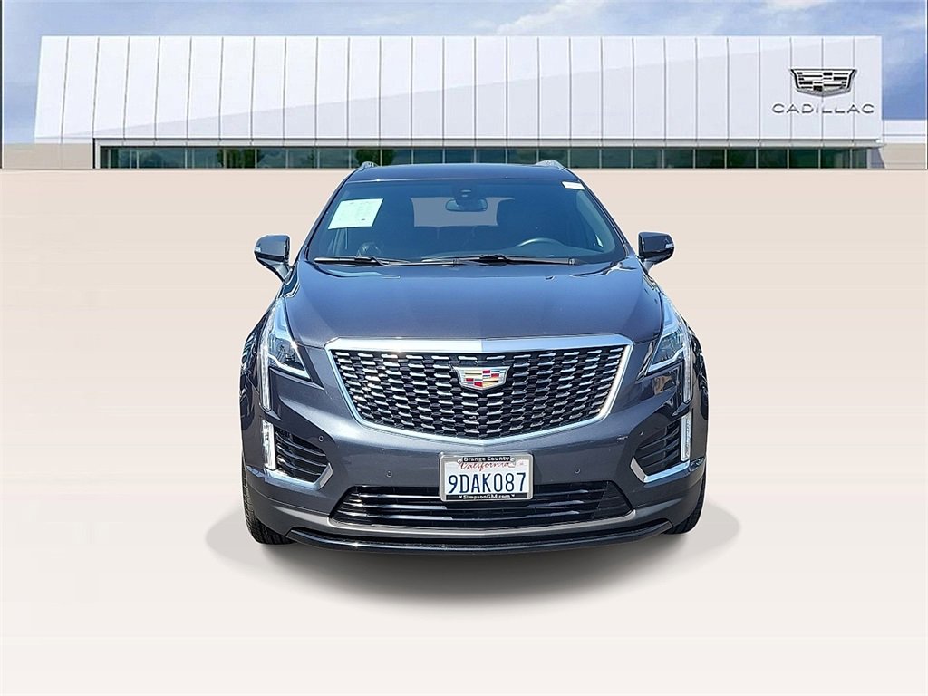 2023 Cadillac XT5 Luxury photo 2