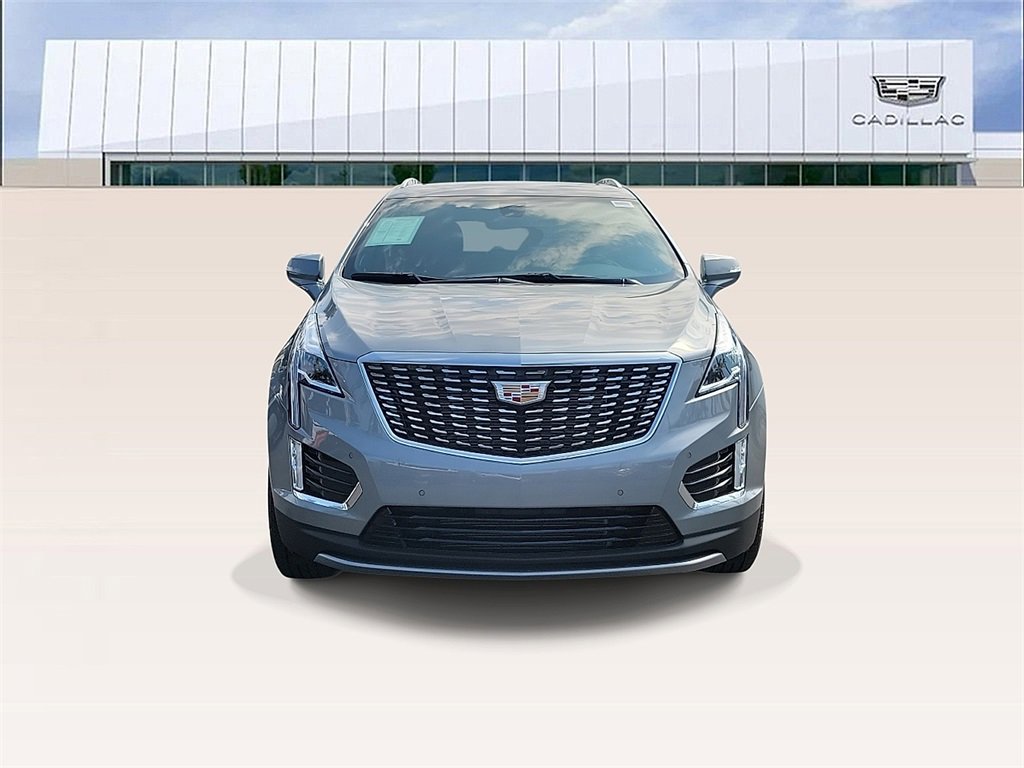 2025 Cadillac XT5 Premium Luxury photo 2