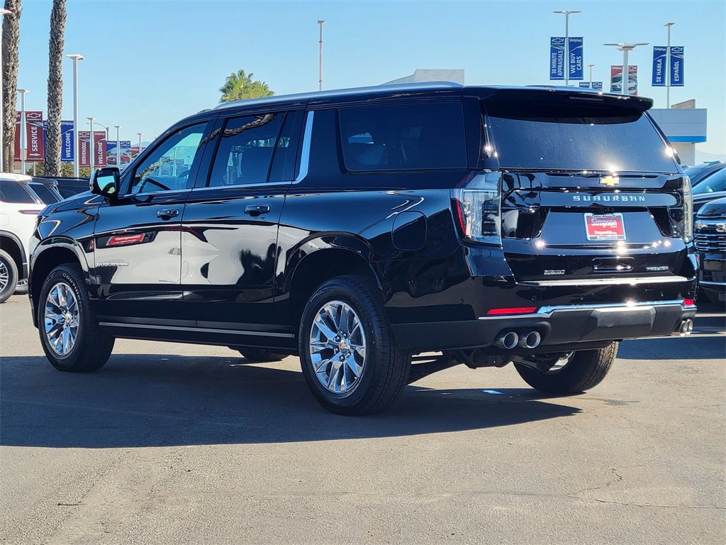 2026 Chevrolet Suburban Premier photo 2