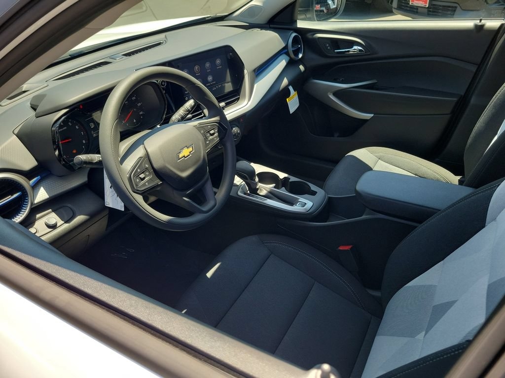 New 2026 Chevrolet Trax LS SUV