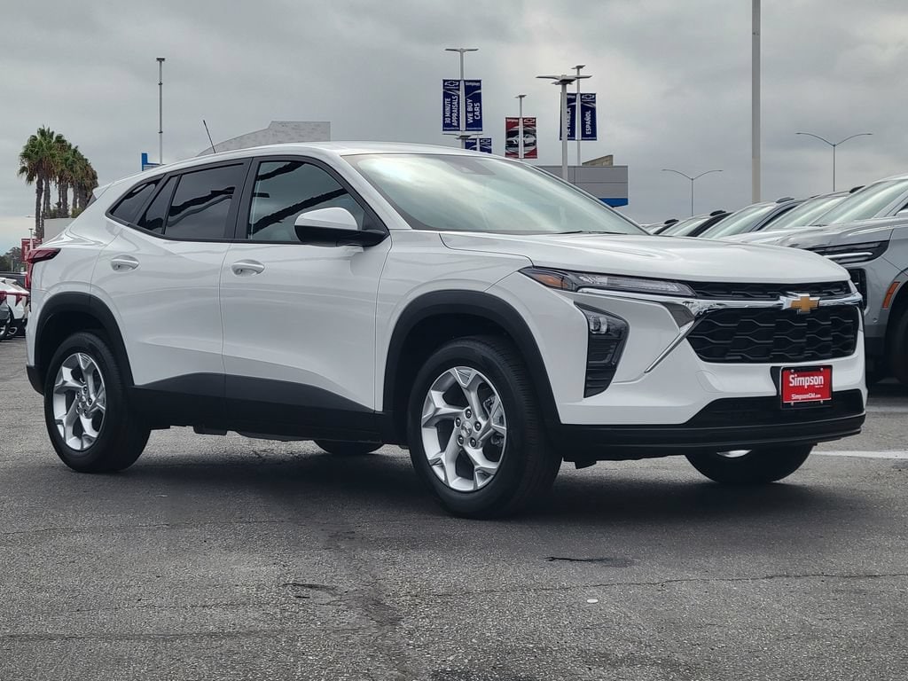 New 2026 Chevrolet Trax LS SUV