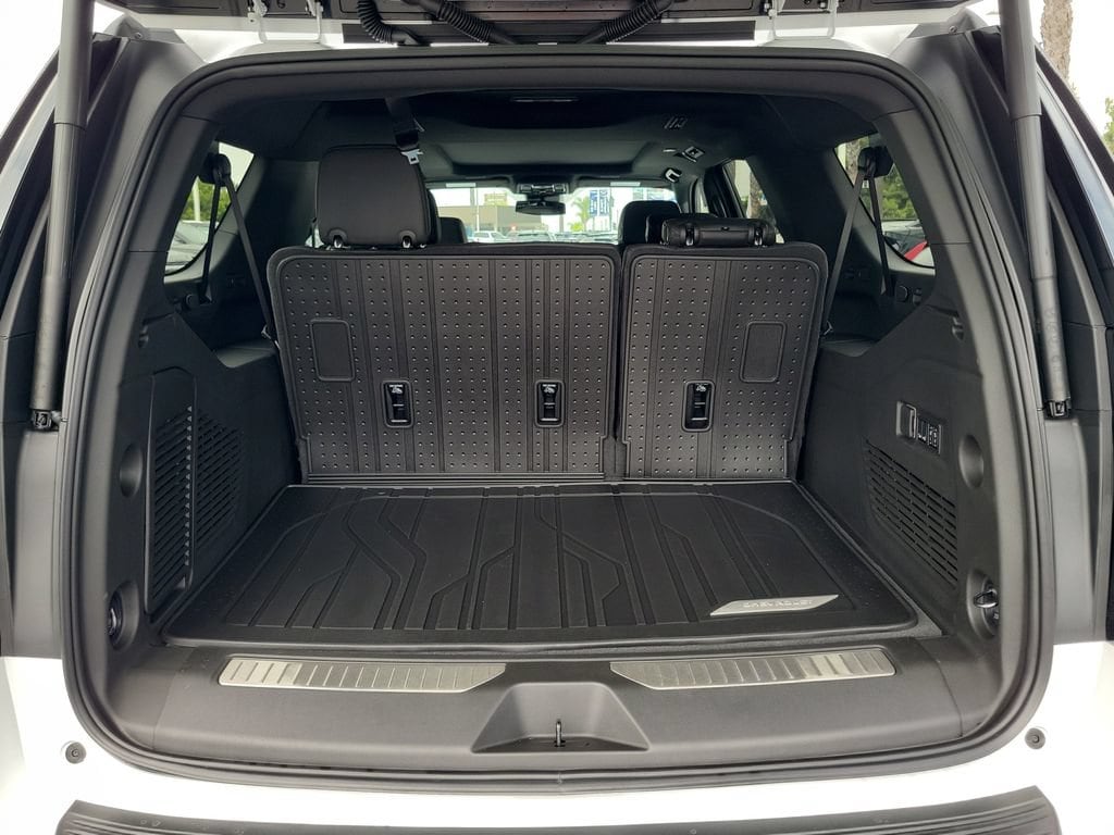 2026 Chevrolet Suburban Z71 - Photo 22