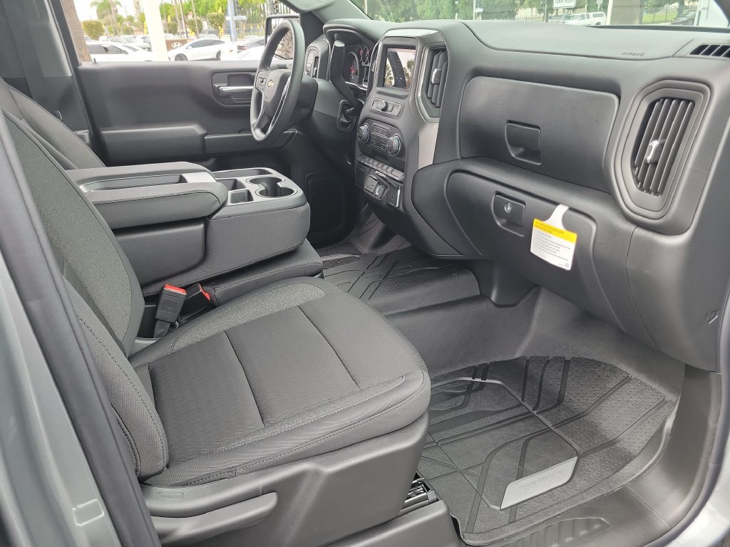 2026 Chevrolet Silverado 1500 Custom - Photo 15