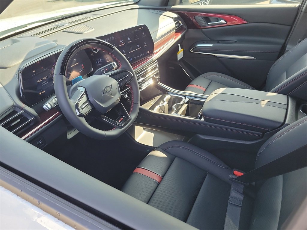 2026 Chevrolet Traverse RS photo 3