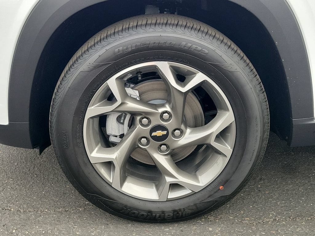 2026 Chevrolet Trax LT - Photo 24
