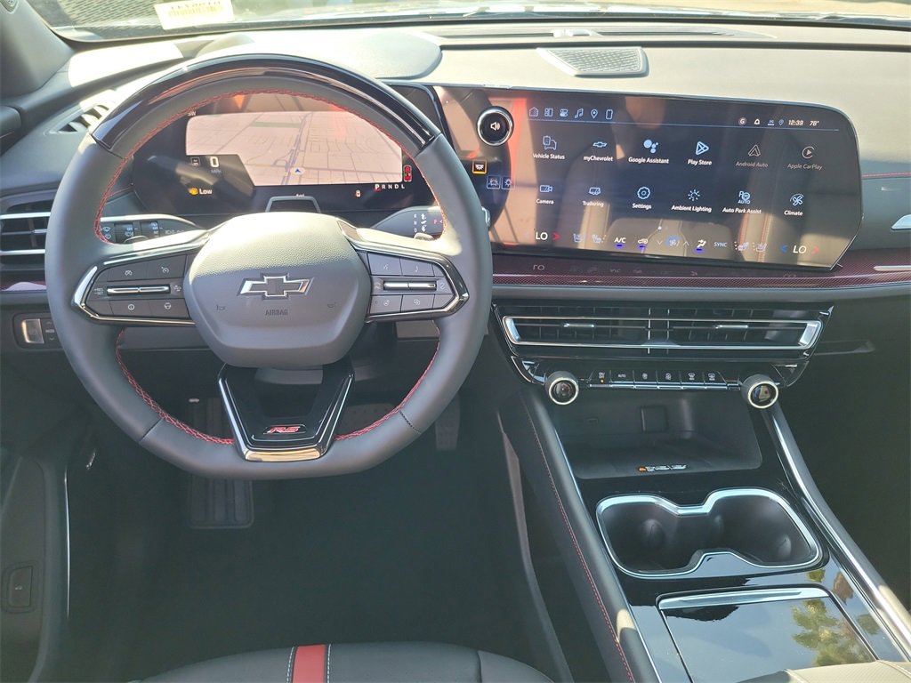 2026 Chevrolet Traverse RS photo 2