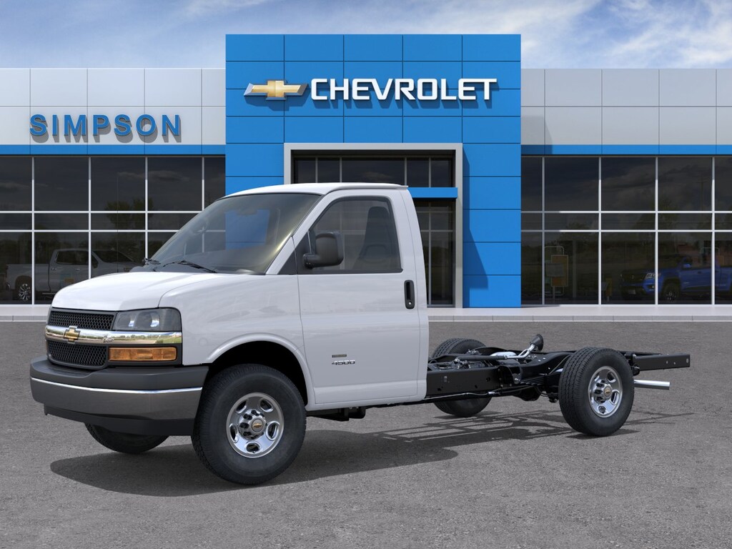 New 2026 Chevrolet Express Cutaway 3500 1WT Cutaway Van