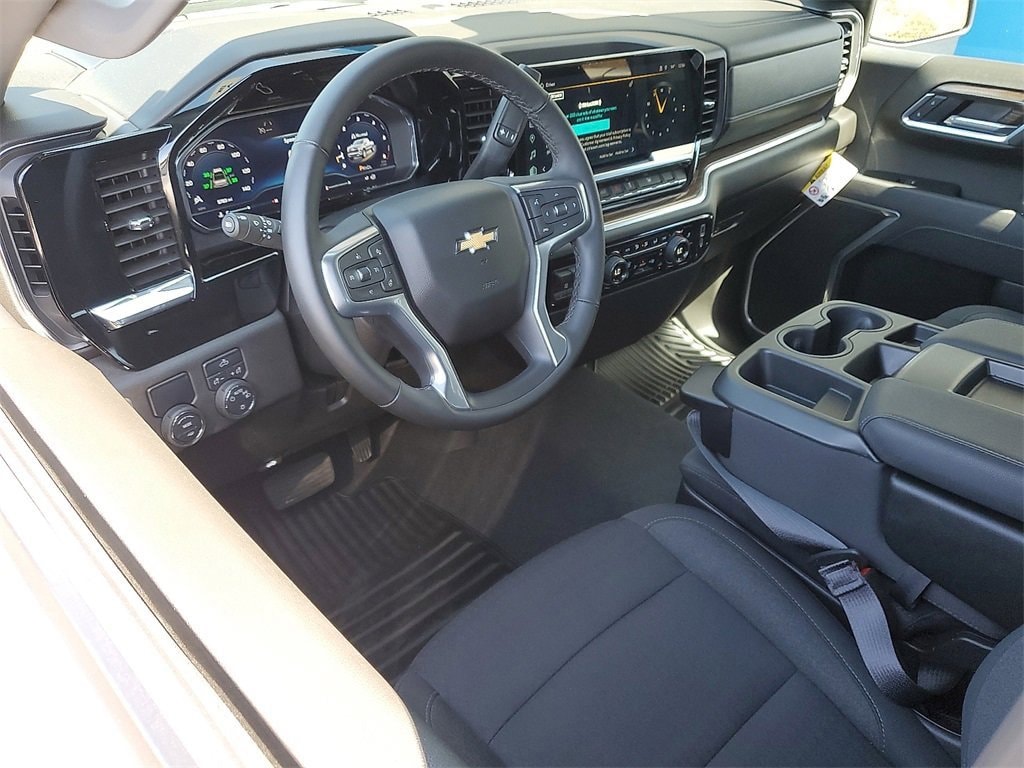 Used 2025 Chevrolet Silverado 1500 LT Truck