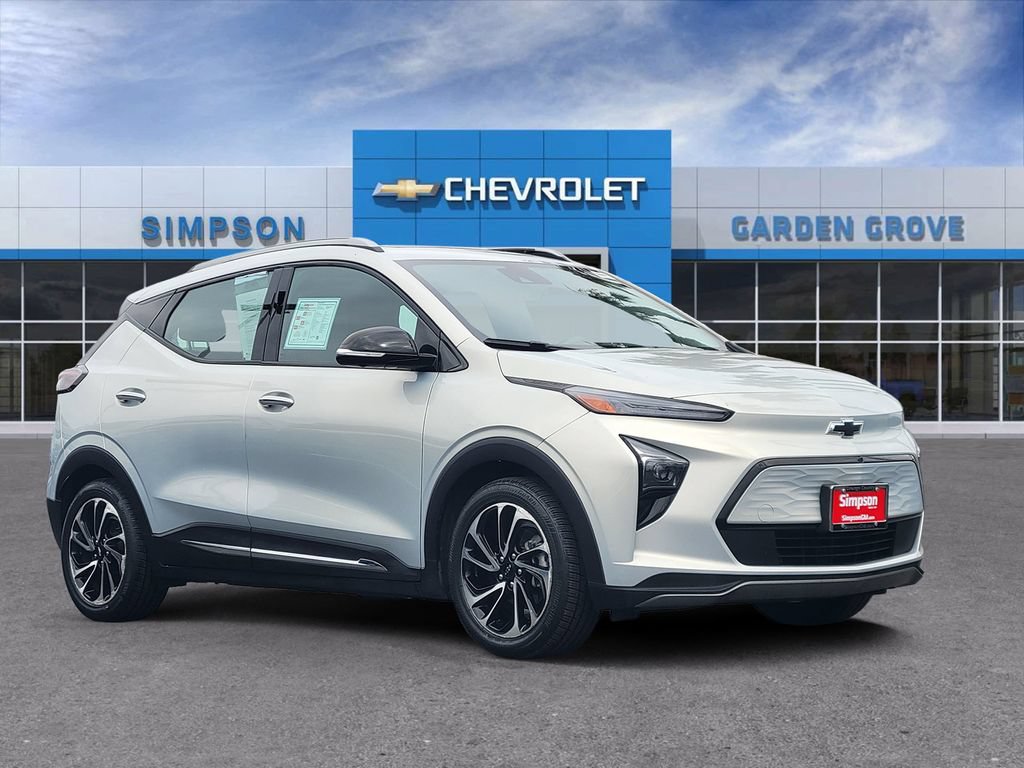 2022 Chevrolet Bolt EUV Premier's photo