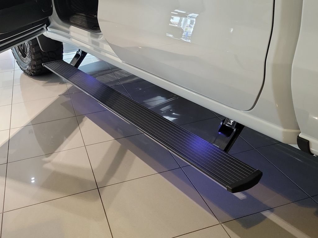 2026 Chevrolet Silverado 1500 RST - Photo 16