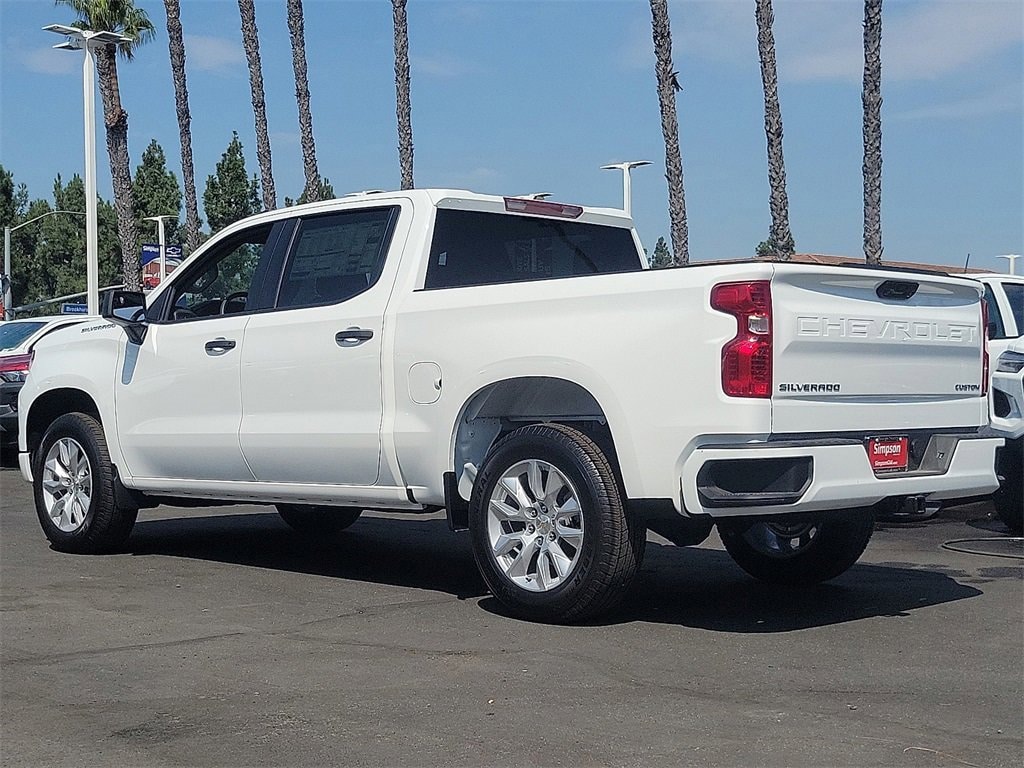 New 2026 Chevrolet Silverado 1500 Custom Truck