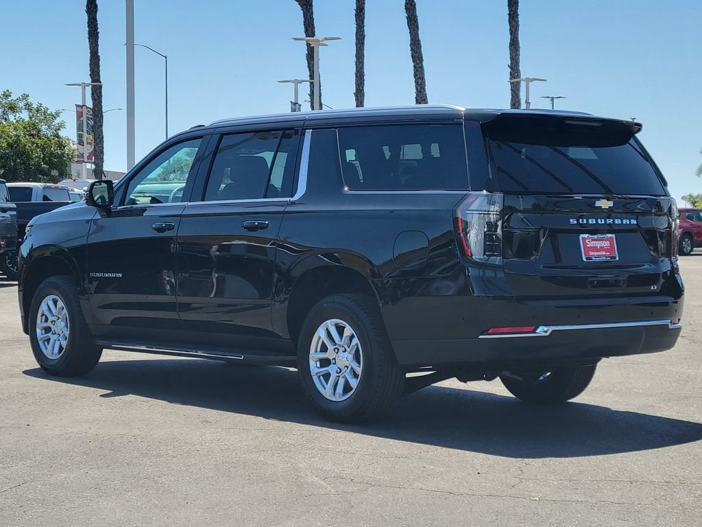 New 2026 Chevrolet Suburban LT SUV