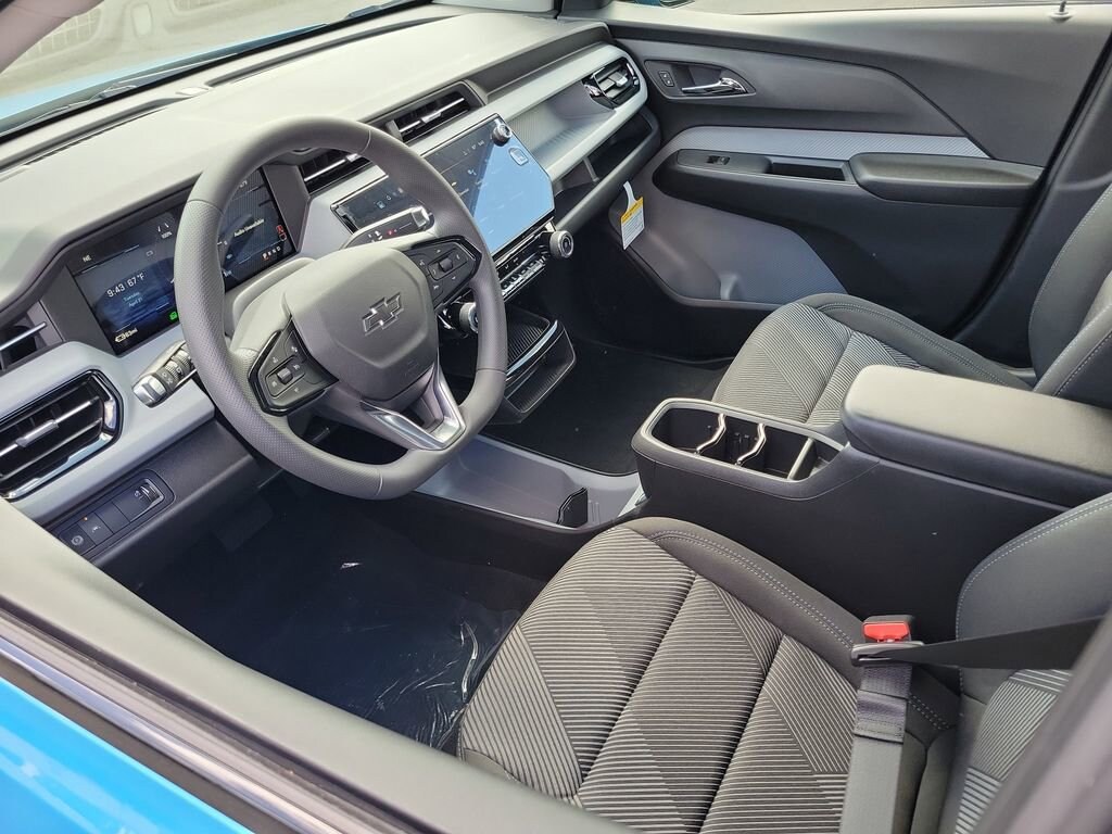 New 2027 Chevrolet Bolt LT SUV