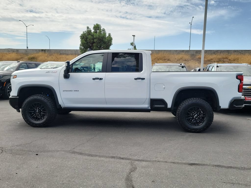 2026 Chevrolet Silverado 2500 HD ZR2 - Photo 32