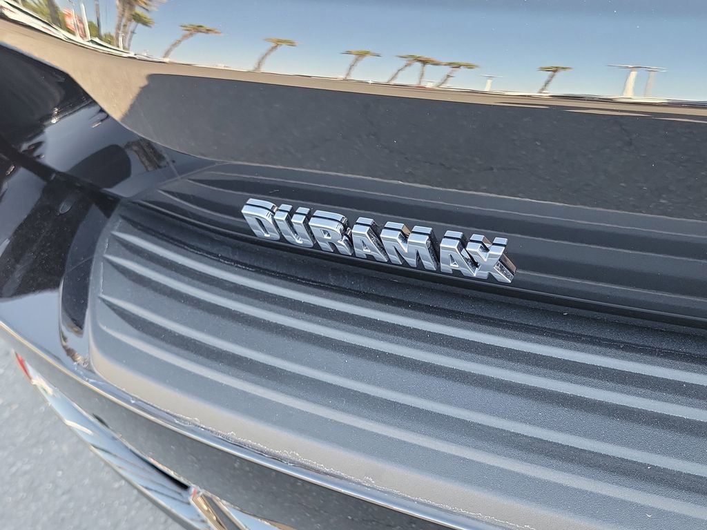 2026 Chevrolet Suburban Z71 - Photo 22