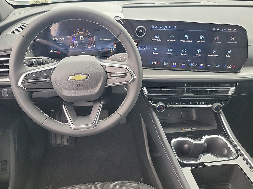 2026 Chevrolet Traverse photo 4