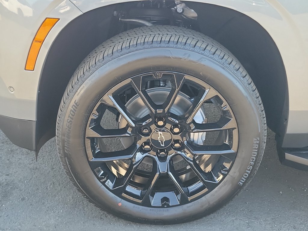 2027 Chevrolet Tahoe LT - Photo 30