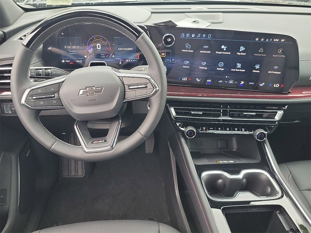 2026 Chevrolet Traverse Z71 photo 3