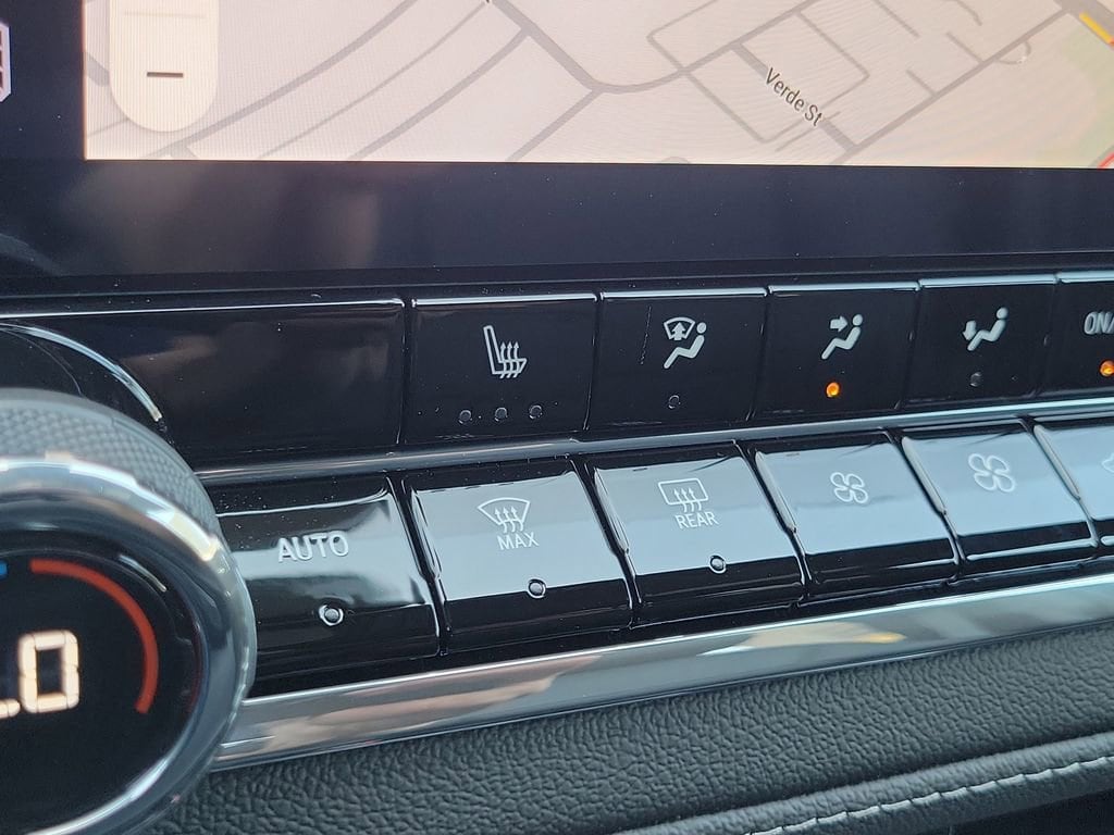 2026 Chevrolet Colorado LT - Photo 10
