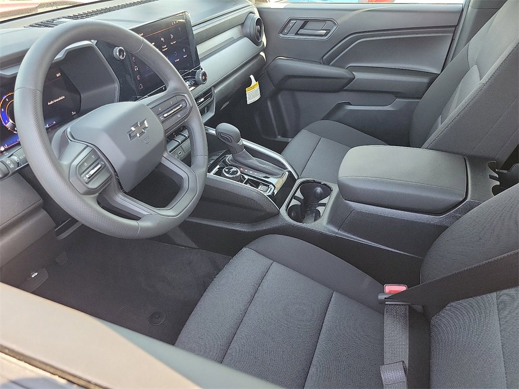 2026 Chevrolet Colorado Trail Boss photo 3