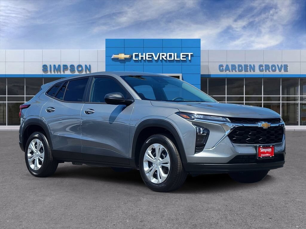 New 2026 Chevrolet Trax LS SUV