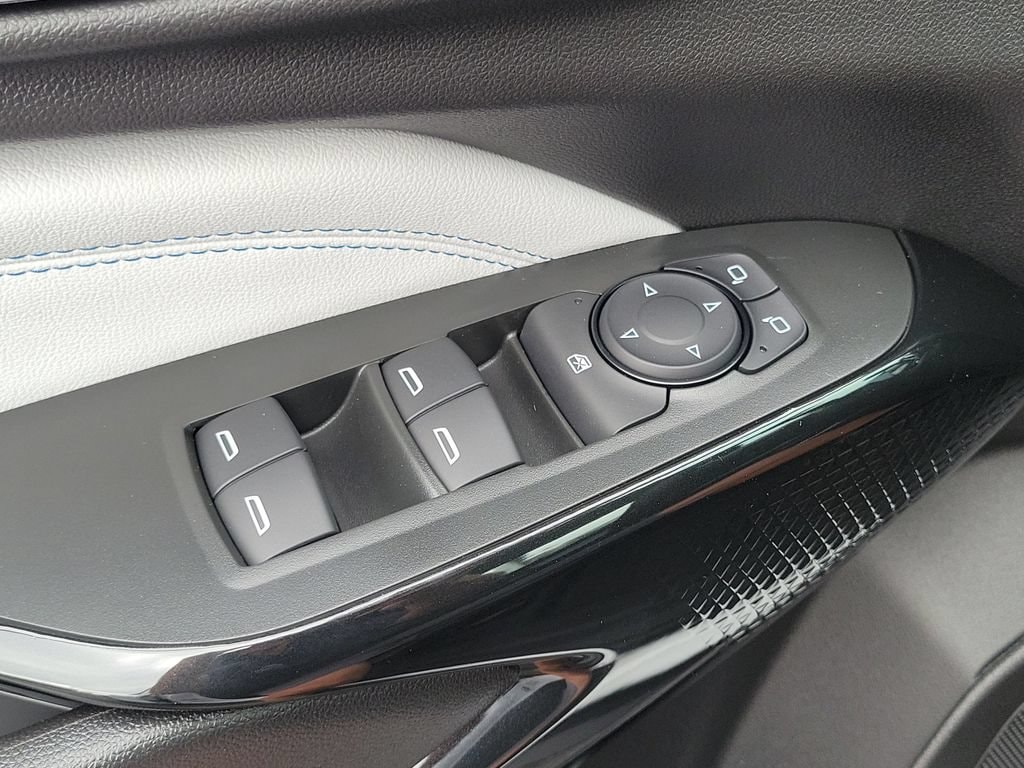 2026 Chevrolet Trax LT - Photo 13