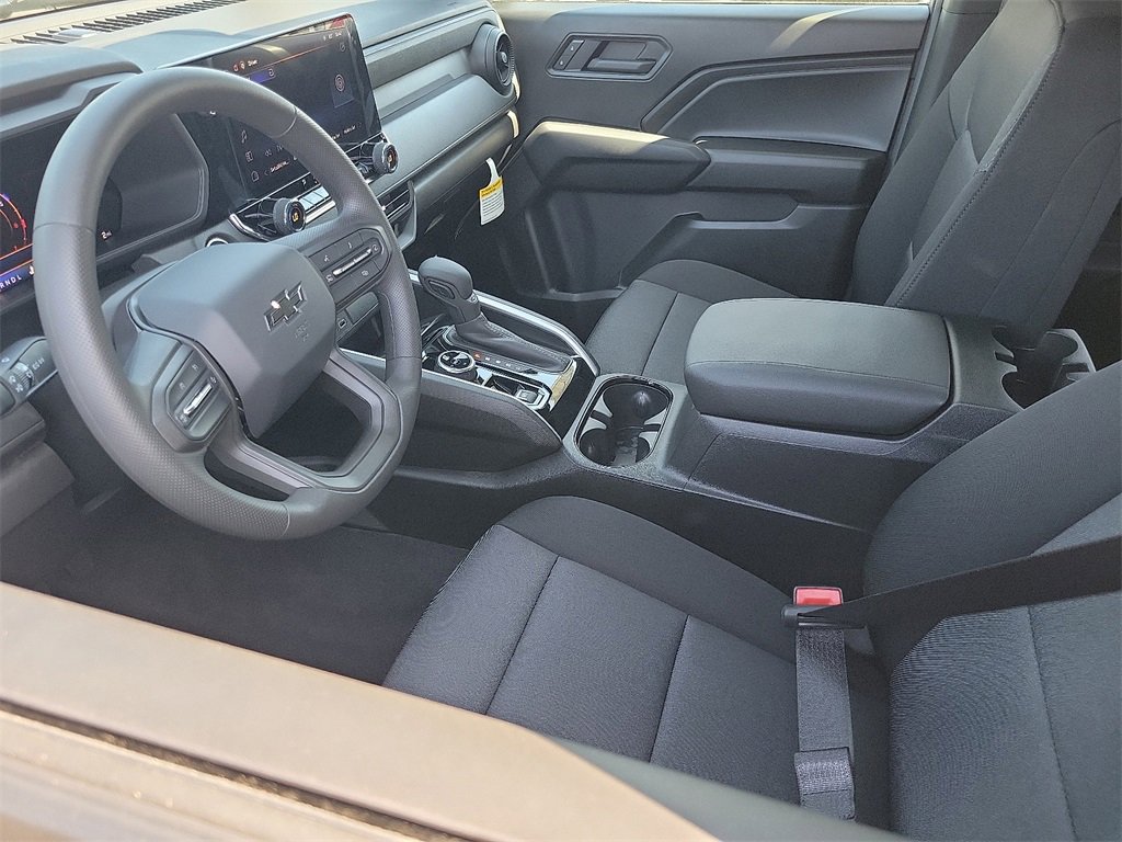 2026 Chevrolet Colorado Trail Boss photo 3