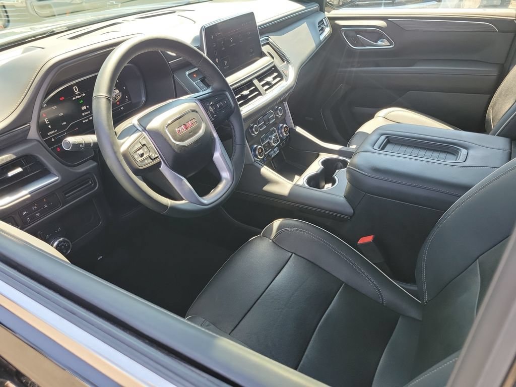Used 2023 GMC Yukon SLT SUV