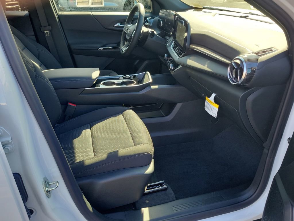 2026 Chevrolet Equinox LT - Photo 15