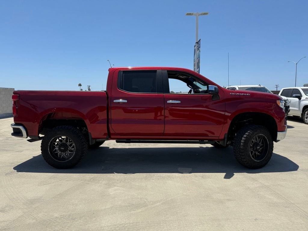 2022 Chevrolet Silverado 1500 LT - Photo 11