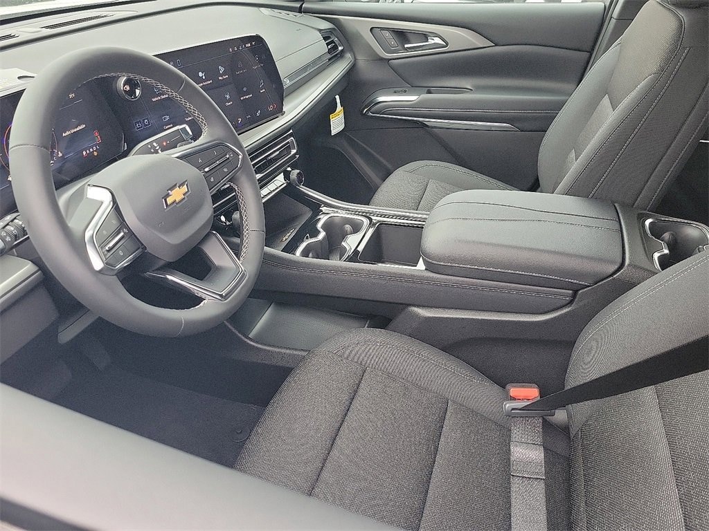 New 2026 Chevrolet Traverse LT SUV