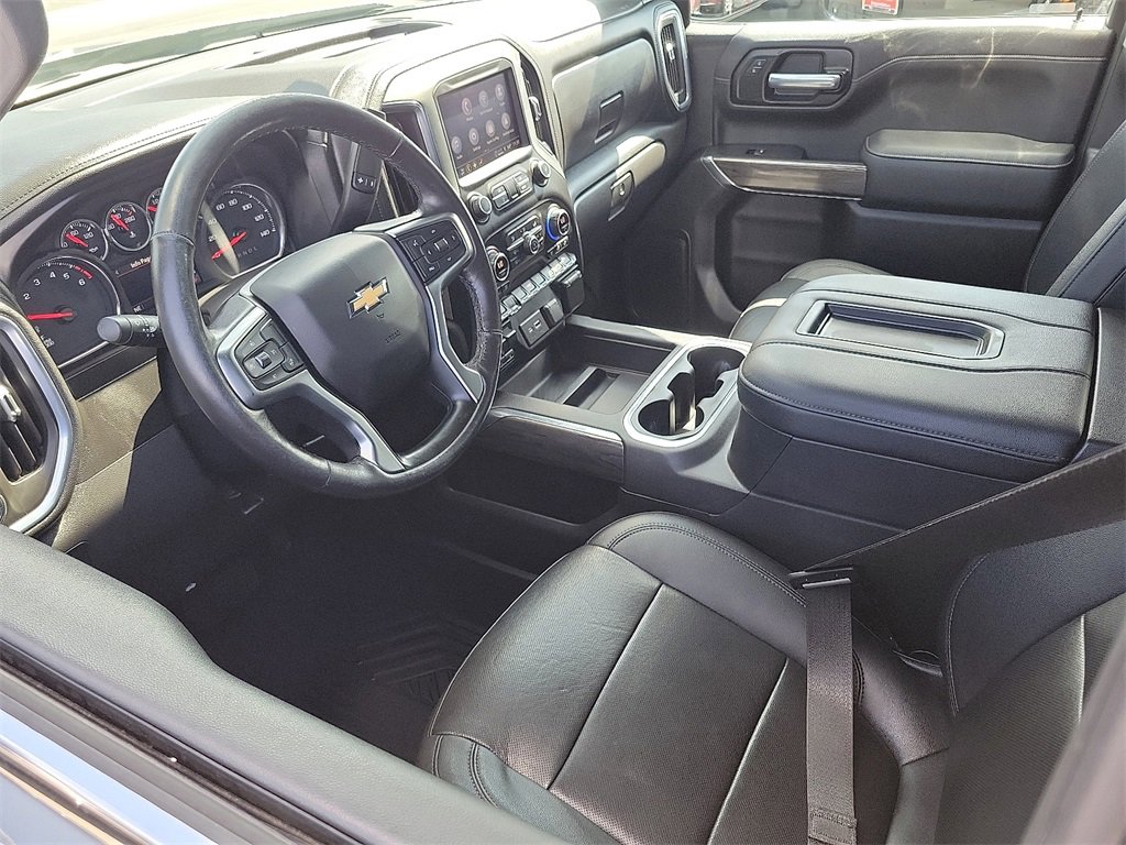 2021 Chevrolet Silverado 1500 LTZ photo 3