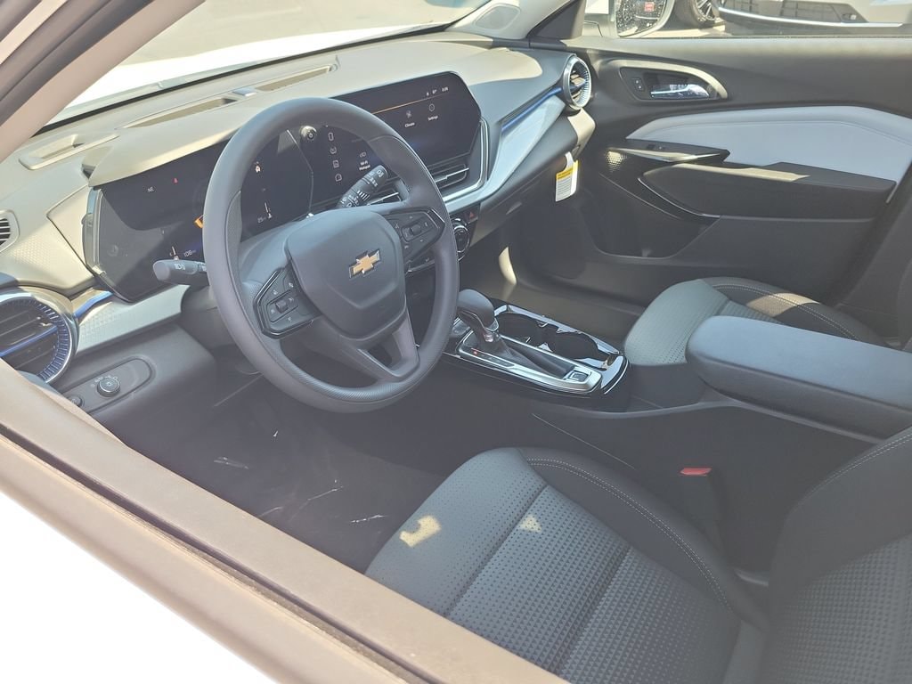 New 2026 Chevrolet Trax LT SUV