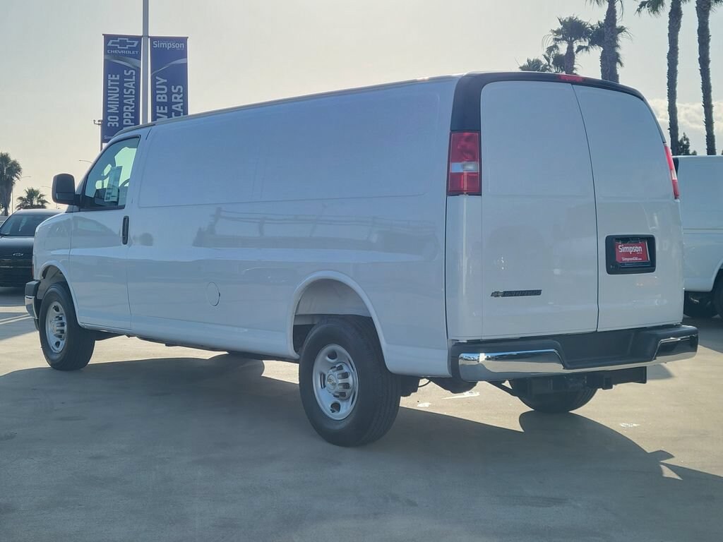 New 2026 Chevrolet Express Cargo 1WT Van