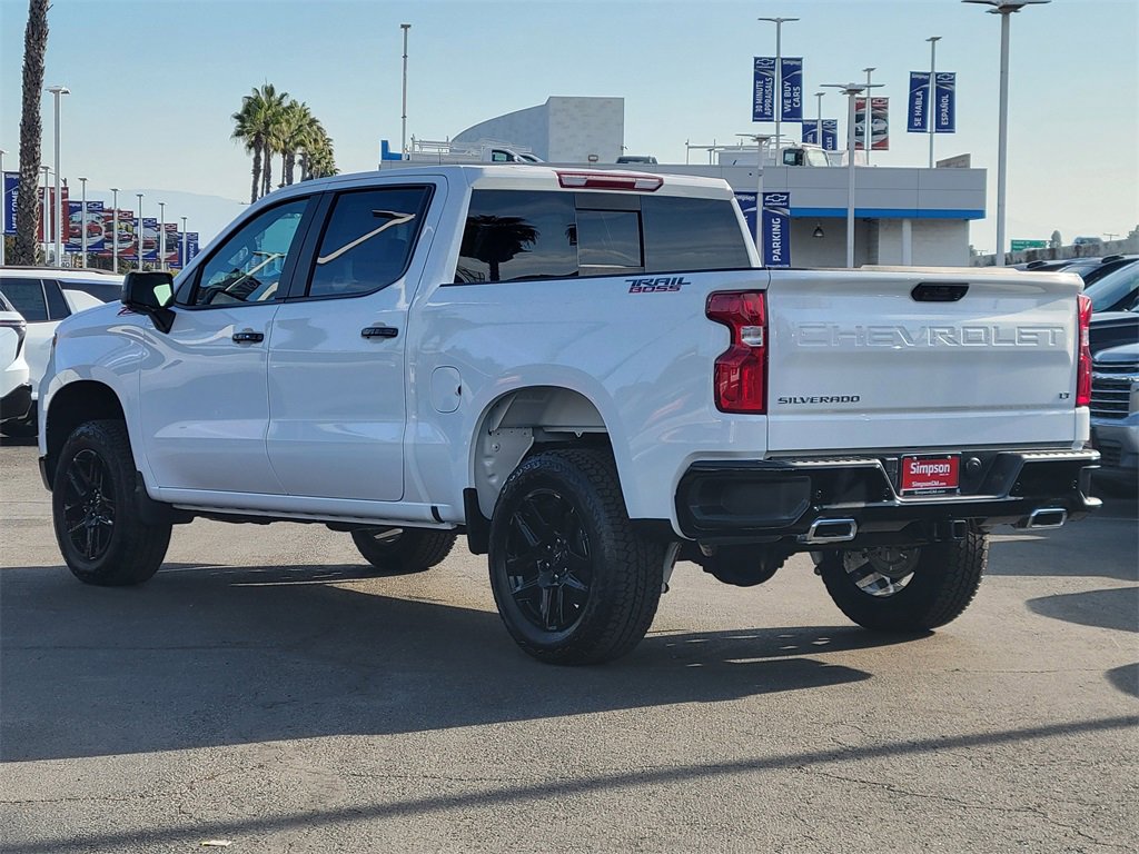 2026 Chevrolet Silverado 1500 LT Trail Boss photo 2