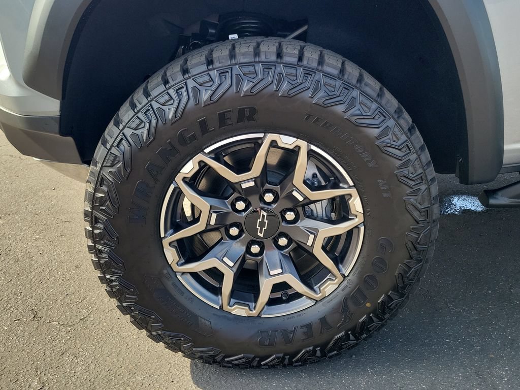 2026 Chevrolet Colorado ZR2 - Photo 27