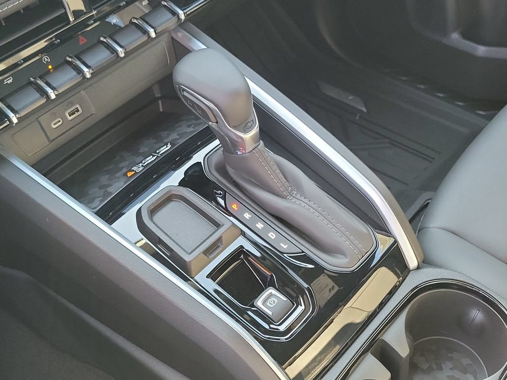 2026 Chevrolet Colorado LT - Photo 11