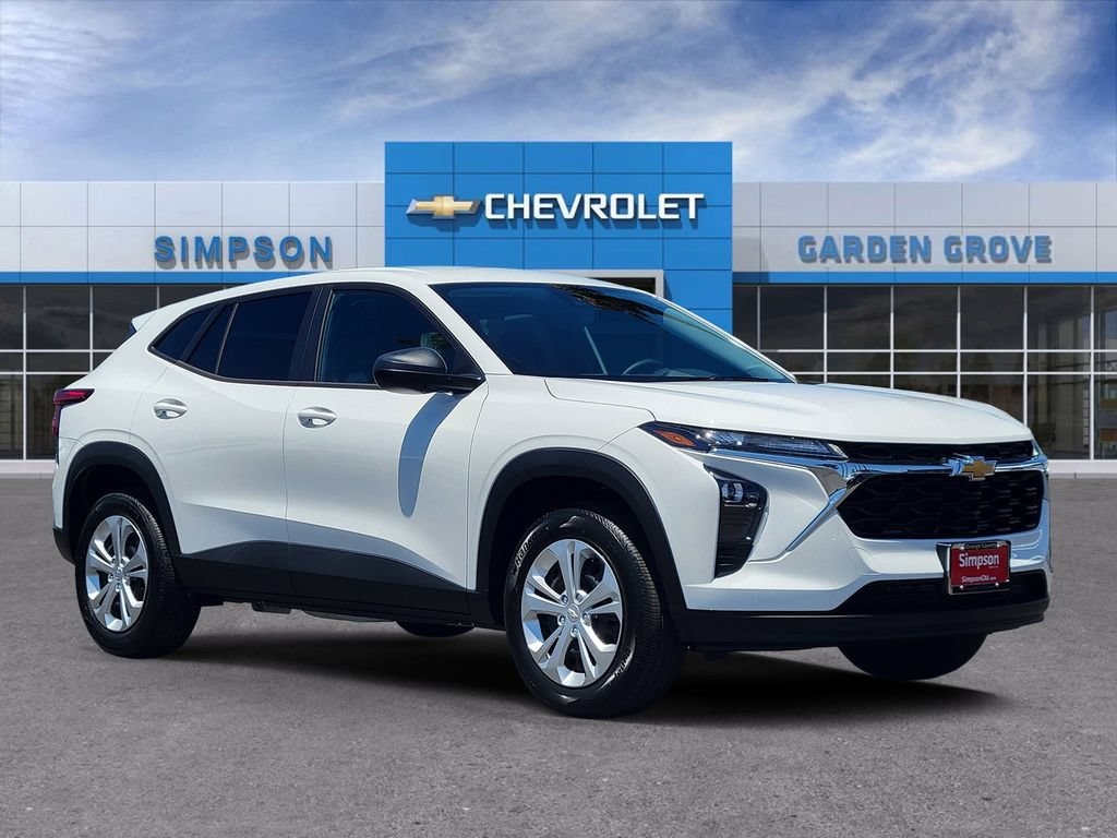 New 2026 Chevrolet Trax LS SUV