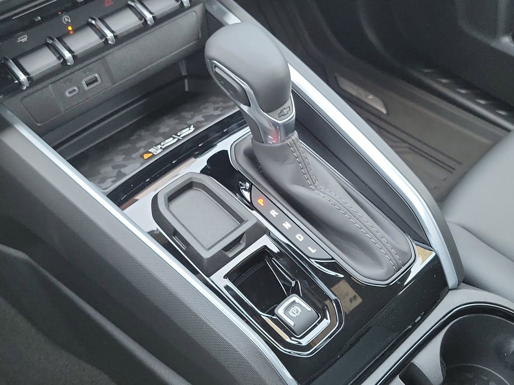 2026 Chevrolet Colorado LT - Photo 13