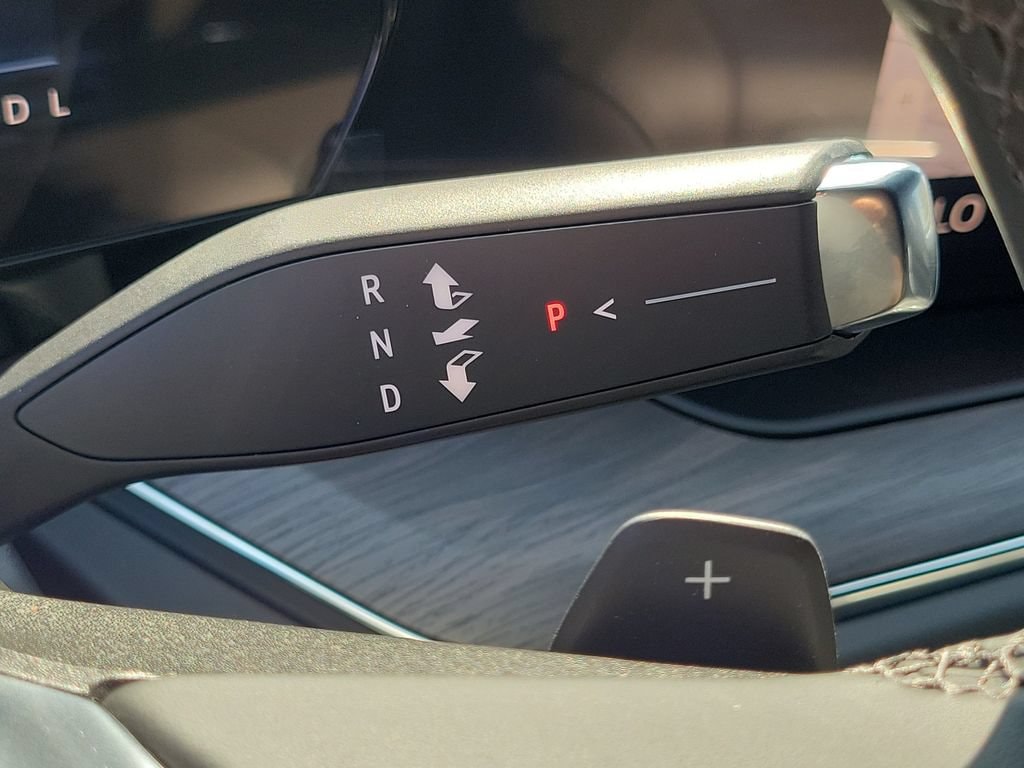 2026 Chevrolet Suburban LT - Photo 12