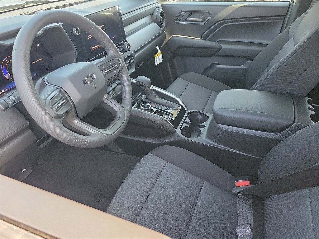 2026 Chevrolet Colorado Trail Boss photo 3